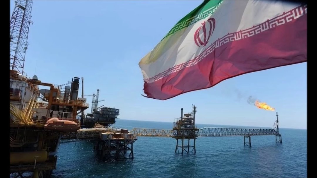 Китай отказался от иранской нефти — WSJ