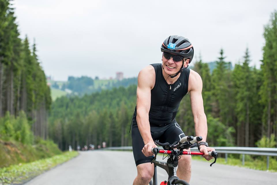 "Железная" гонка: какой ценой украинским бизнесменам дается звание Ironman