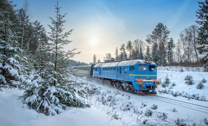 УЗ открыла продажи билетов на 5 дополнительных поездов на зимние праздники