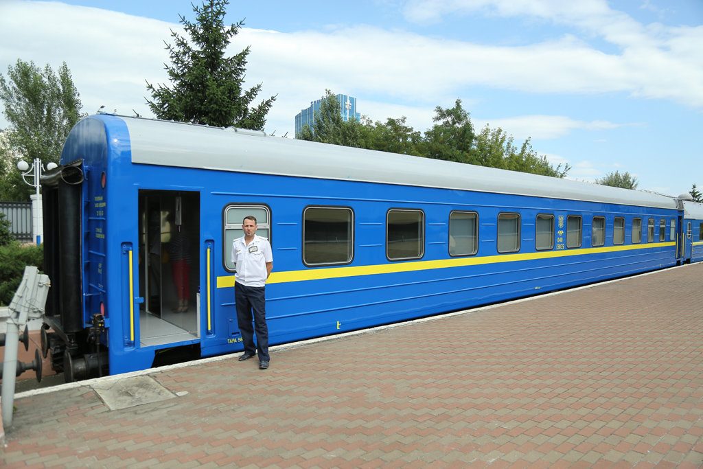 "Укрзализныця" перевезла более 50 млн пассажиров за прошлый год