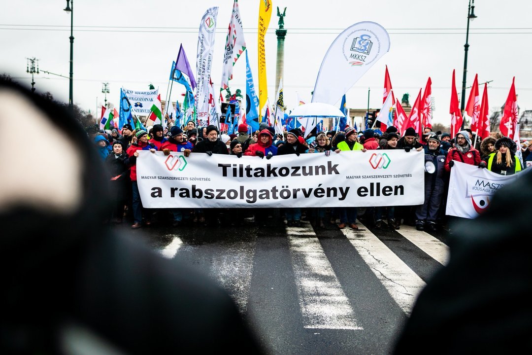В Будапеште снова протестовали против "закона о рабстве"